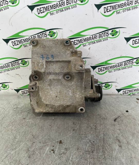 Suport compresor AC 038 260 885 C Volkswagen VW Passat B5.5 (facelift