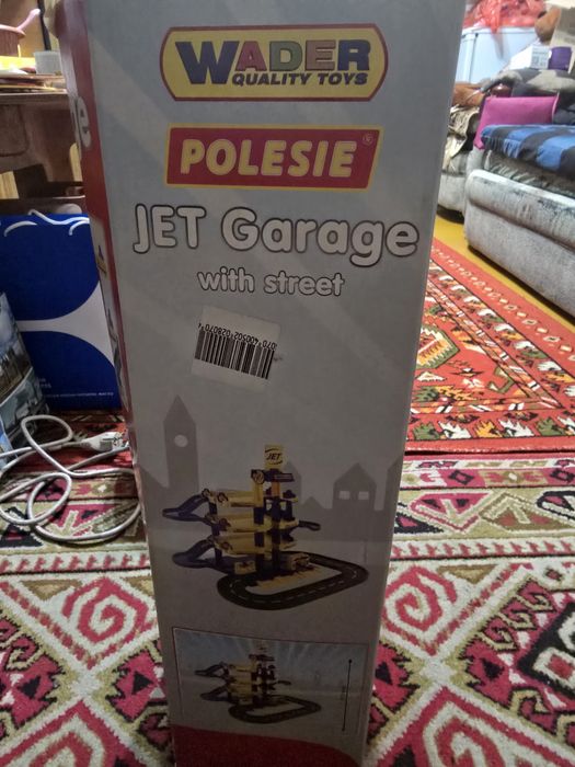 Конструктор. Стоянка машин