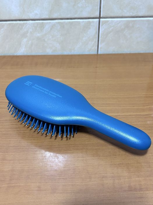 Perie pentru femeie