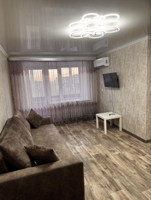 Продам 1 -ю квартиру 10 мкр