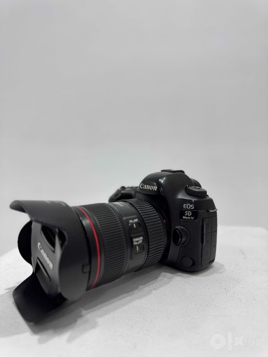 Canon EOS Mark IV
