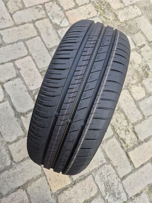 O bucată 205/55 R16 vară - una Continental Nexen