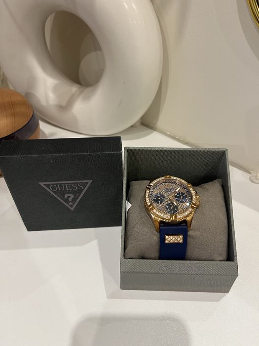 Дамски часовник Guess