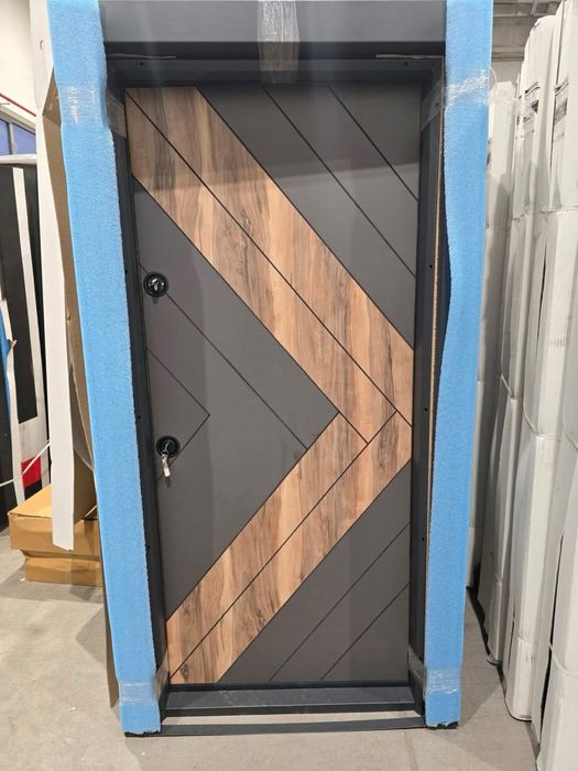 Входни блиндирани метални врати алуминиеви за баня пвц промоция