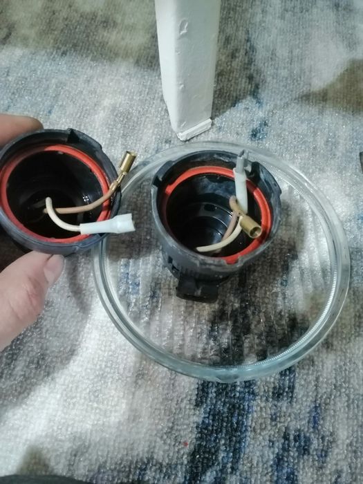 Стекла фар  бмв е34