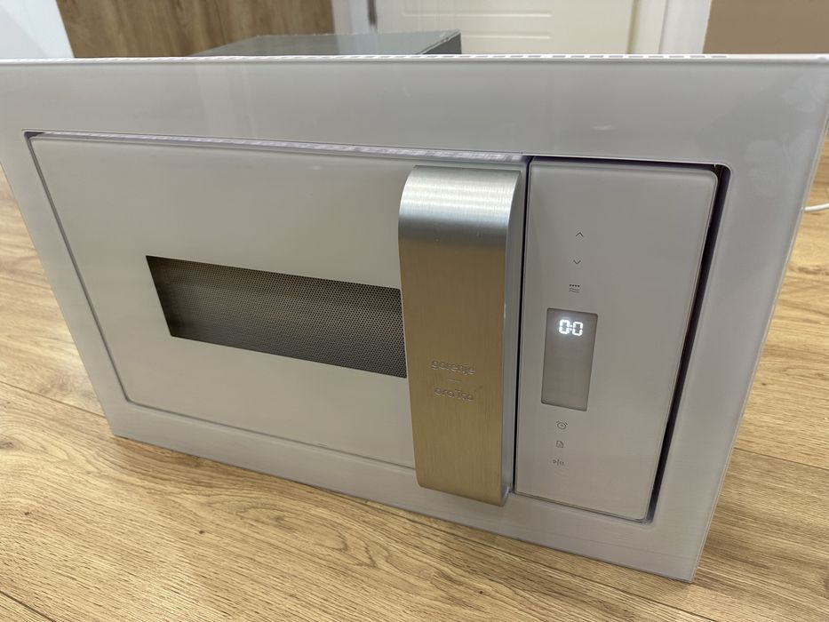 Микровълнова фурна Gorenje Ora-Ïto – отлично състояние