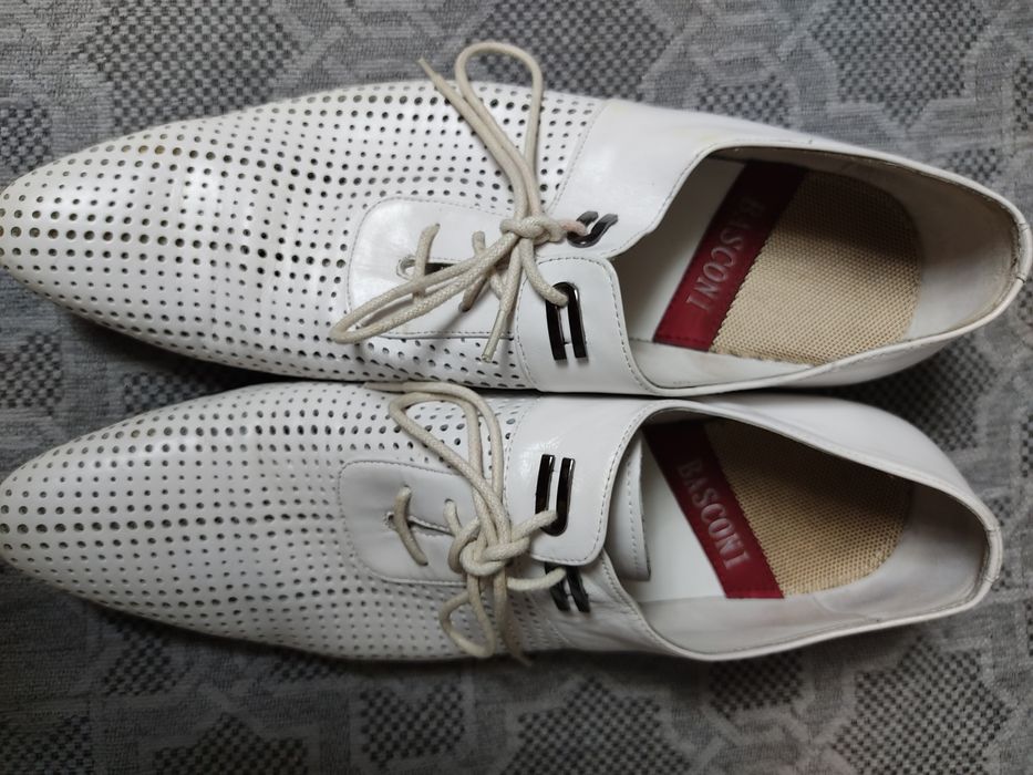 Туфли мужские белые