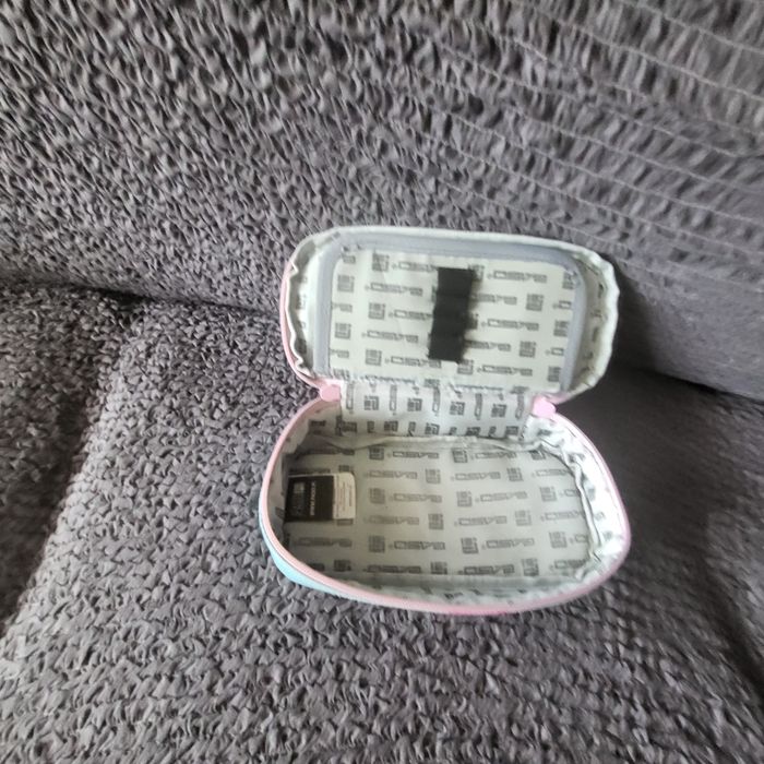 Школьный рюкзак с пеналом