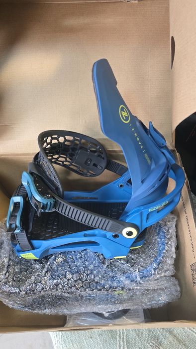 Legături snowboard noi nidecker