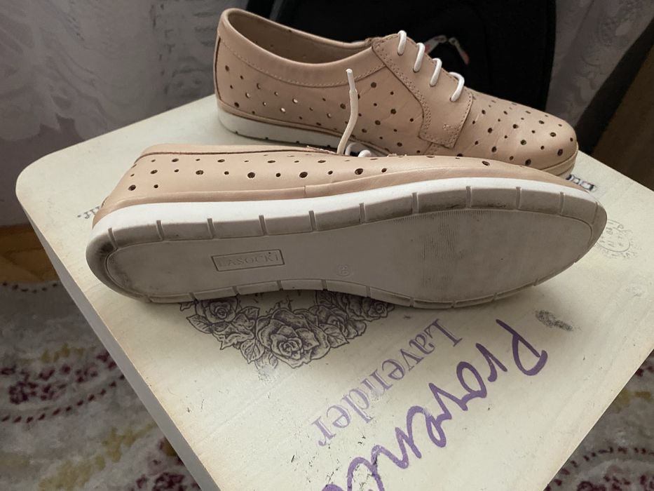 Дамски обувки естествена iкожа   39 Lasocki