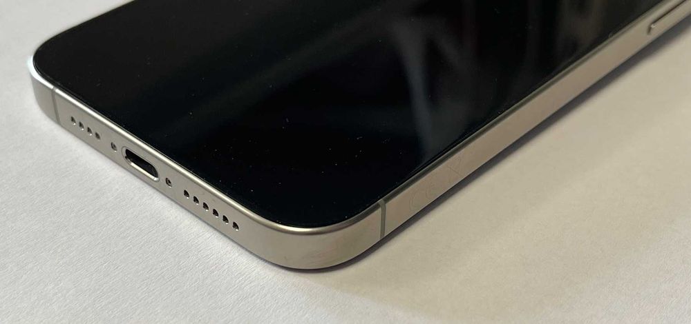 Iphone 15 Pro Max 256GB battery health 89% Перфектен!!!