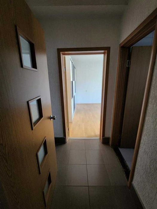 Дава се под наем Двустаен апартамент в София, Връбница 1 - 67 кв.м за 459 € - Снимка #2