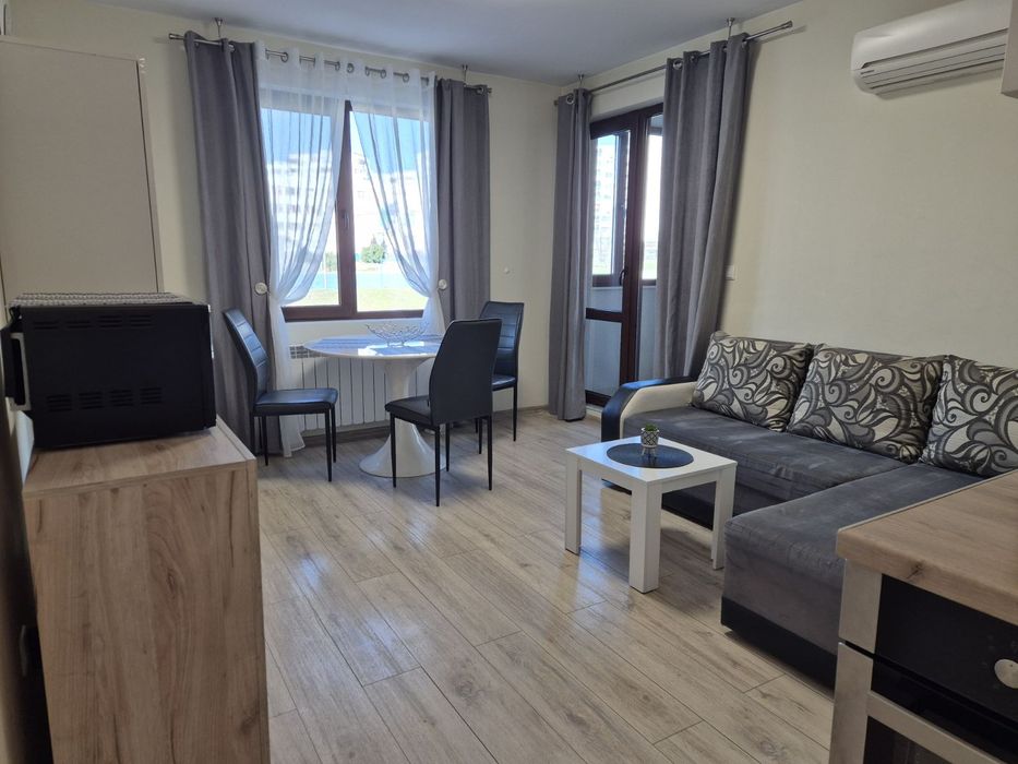 Дава се под наем Двустаен апартамент в Варна, Кайсиева градина - 55 кв.м за 448.8 € - Снимка #1