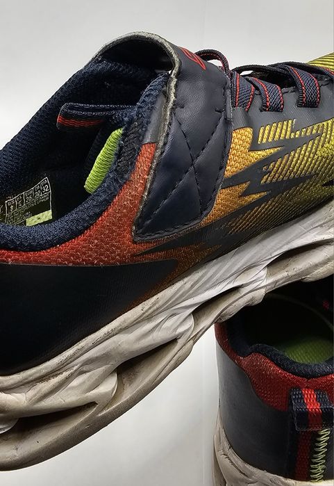 Кроссовки Sketchers, р-р 35