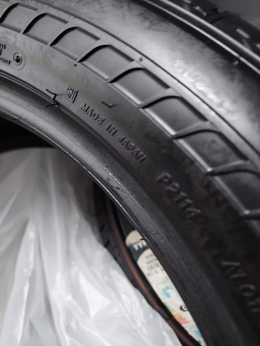 Шины Bridgestone 235/50/20