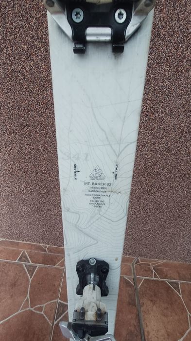 Vând schiuri de tură K2