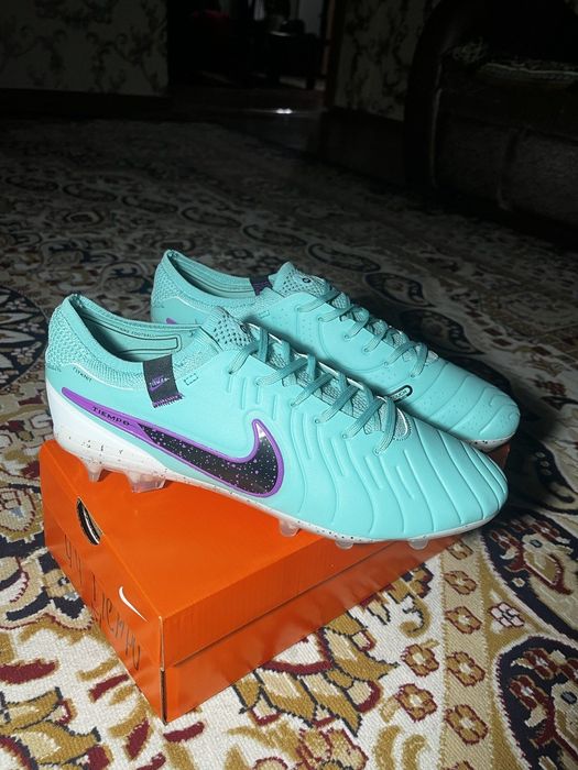 Tiempo boots nike