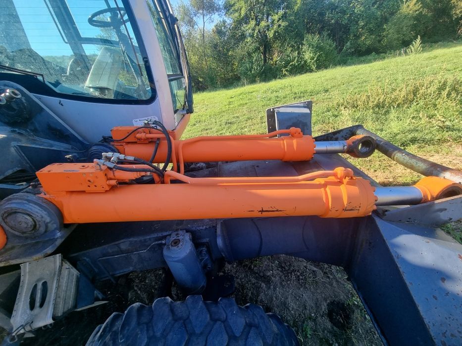 Cilindri excavator Atlas 1805M