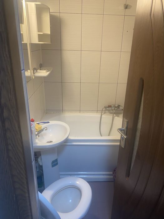 Inchiriez garsoniera zona Balanta, (podul Garii)