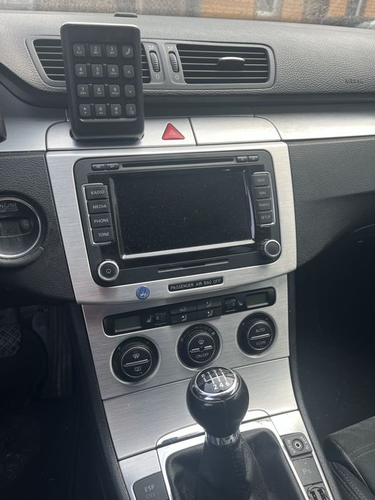 Dezmembrez vw passat B6