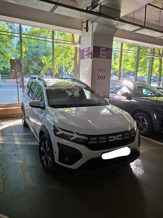 Vand Dacia Jogger 1.0benzina gaz 2024 Euro6