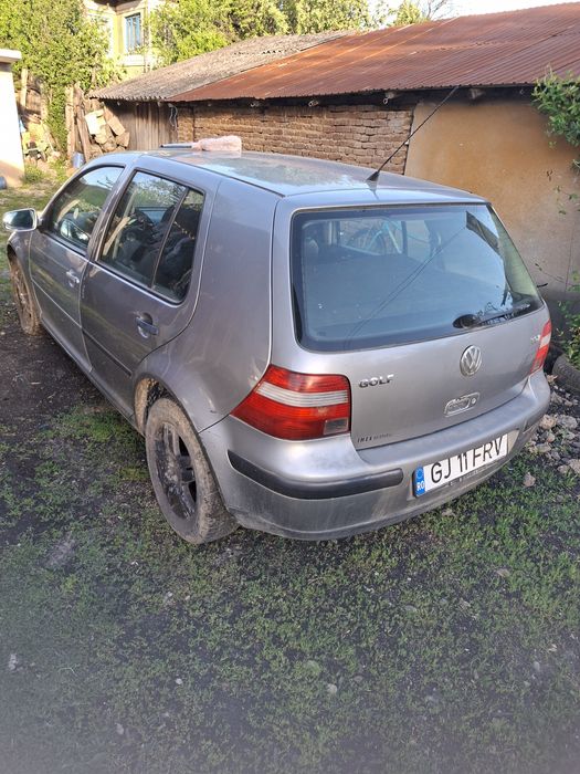De vinzare Volkswagen golf