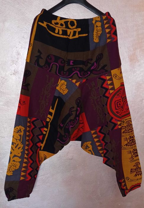 Свободен , удобен мъжки панталон.