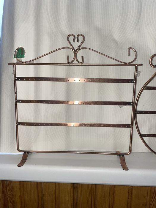 Подставка для украшений