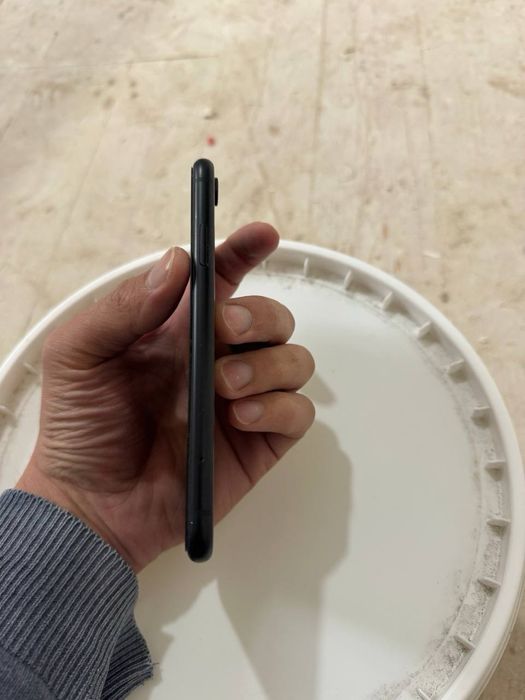 Iphone xr 64 tali umuman aybi