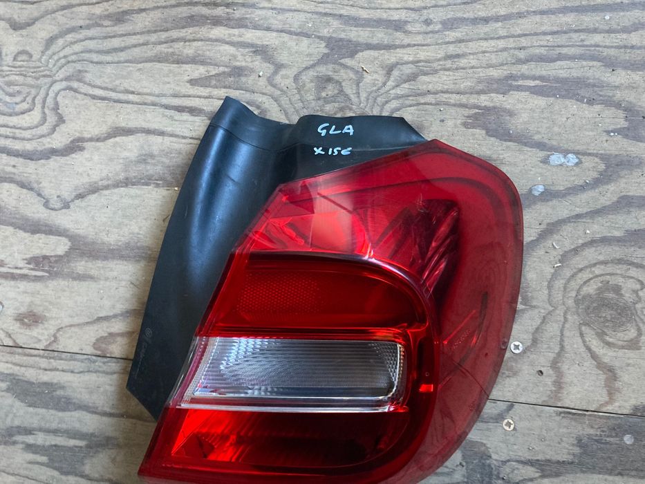 Десен стоп за Mercedes Gla X156. 14-17.