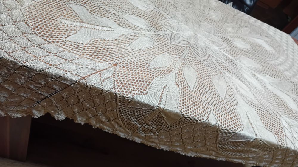 Ръчно плетени покривки за  маса