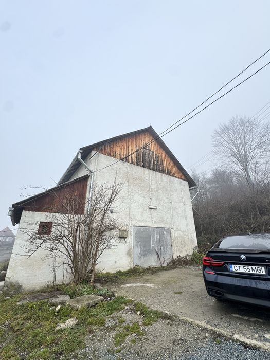 Vand casa ( fosta berarie) din localitatea abrud