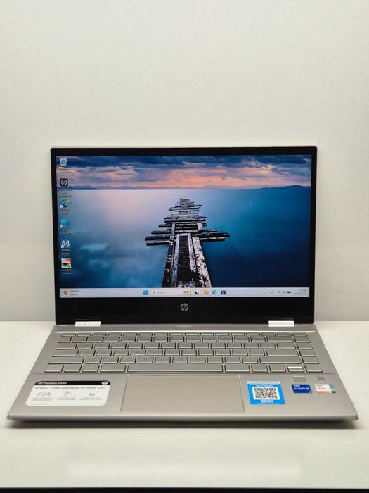 HP Pavilion x360 Core i5-1135G7  8/256gb
