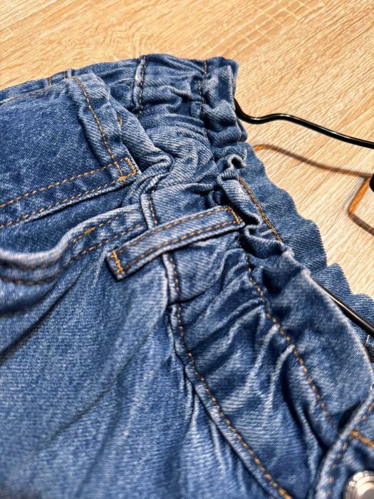 Blugi LC Waikiki – model Slouchy