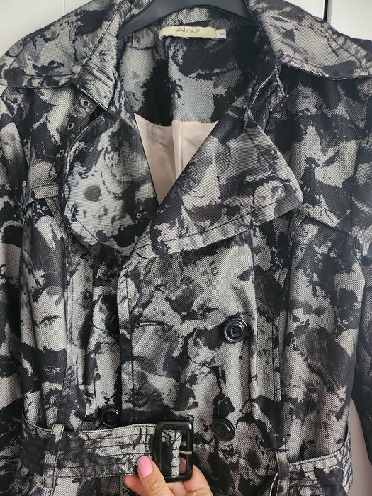 Преходно яке / тренчкот