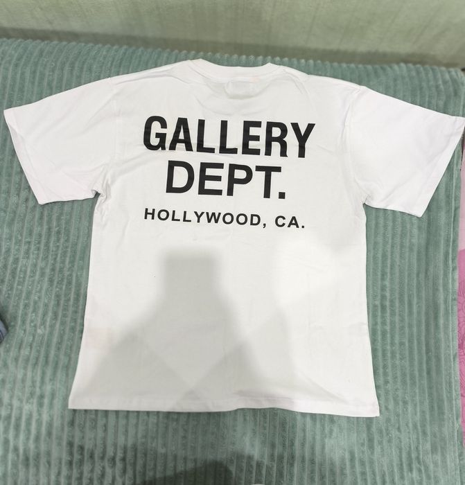 Футболка Gallery Dept