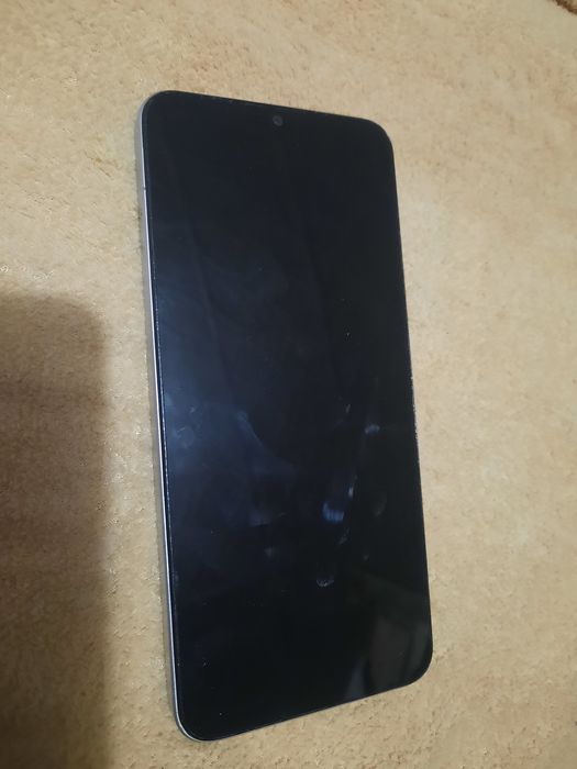 Продам Realme C33 4/64GB