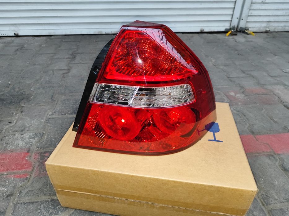 Задний фонарь RAVON