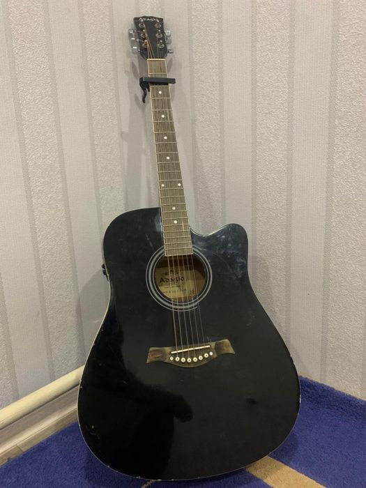 Электронный гитара