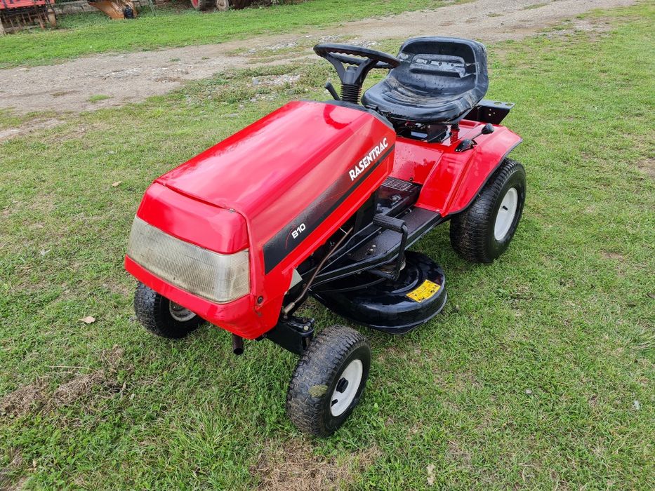 Tractoras Tractor MTD Rasentrac B10 pentru tuns iarba / gazon / livada