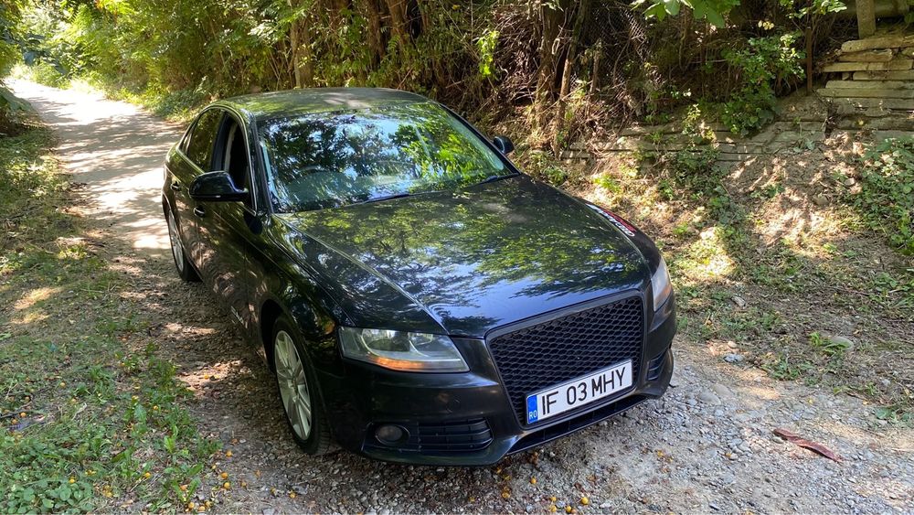 Vând urgent Audi A4 b8 volan pe dreapta pret 2000  de euro fix