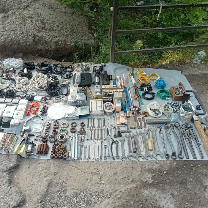 Har hil insturmentla sotiladi