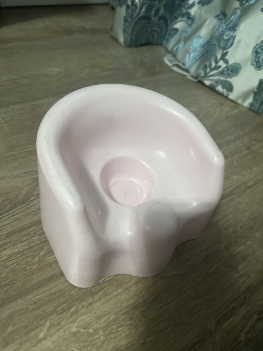 Набор разных игрушек