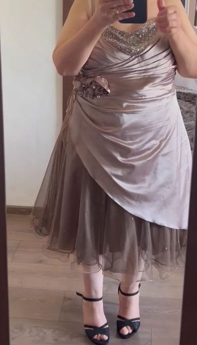 Vând rochie ocazie mărimea 46-