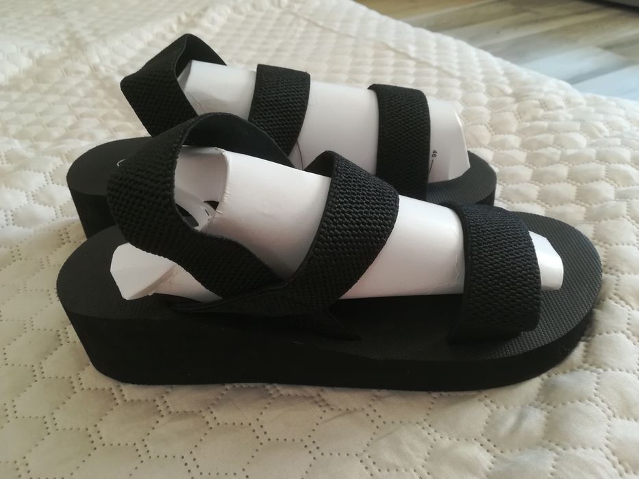 Нови дамски сандали номер 40-41