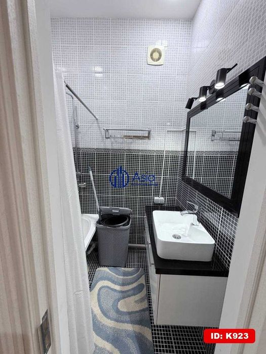 K923 5-mikrdan Srochna 2x xona zamonaviy kvartira sotiladi