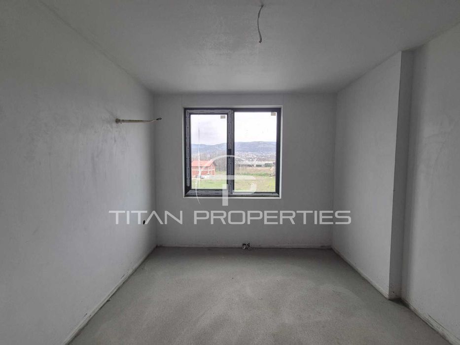 Двустаен апартамент в Коматево