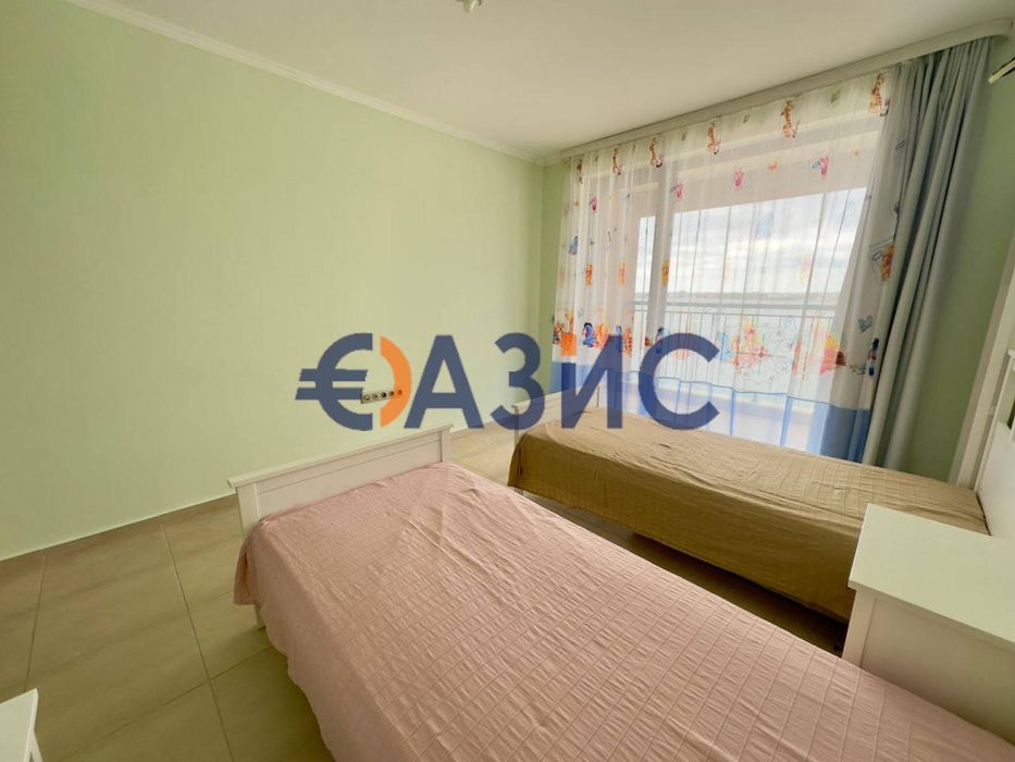 Продава се Тристаен апартамент в Несебър - 122 кв.м за 2214 €/кв.м - Снимка #2