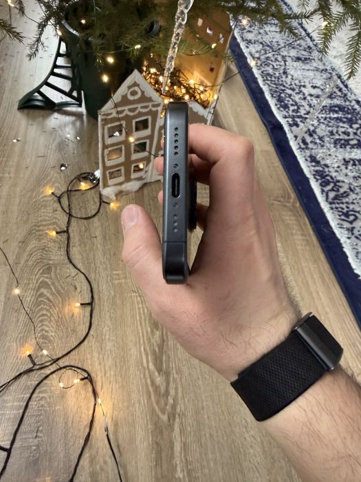 iphone 15 pro 128GB e-sim