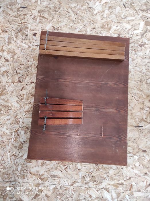 Стол  квадратный